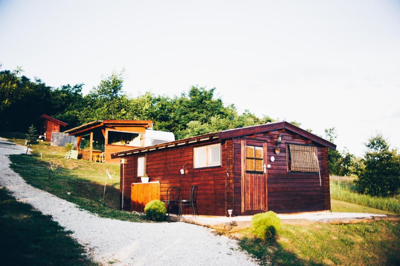 잘레크세니 Dutch Hill B&B 외부 사진